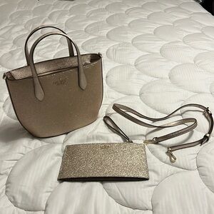 Kate Spade glitter crossbody with matching my wristlet in like new condition!!